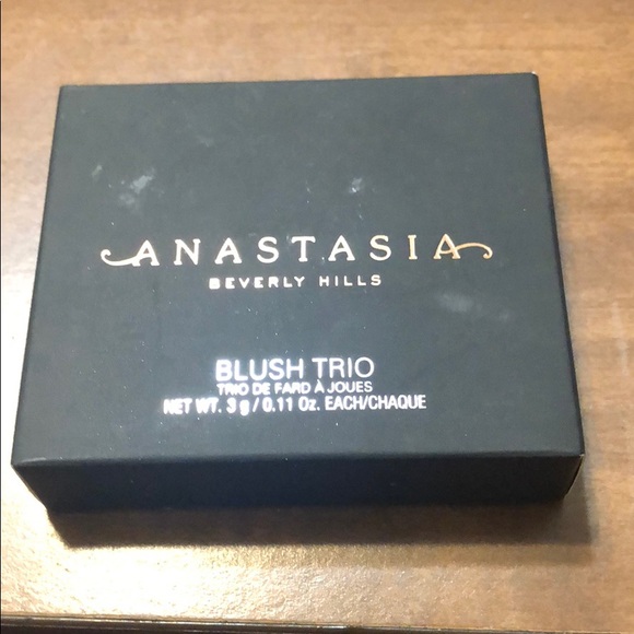 Anastasia Beverly Hills Blush Trio - Pool Party - Picture 3 of 3